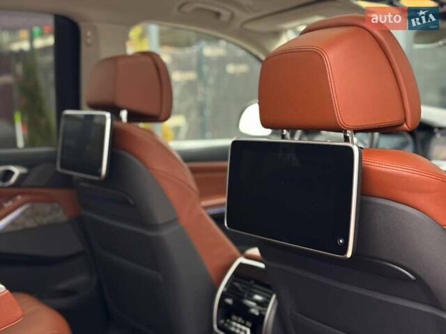 Синий БМВ X7, объемом двигателя 3 л и пробегом 61 тыс. км за 59000 $, фото 50 на Automoto.ua