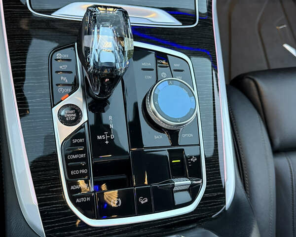 Синий БМВ X7, объемом двигателя 4.39 л и пробегом 78 тыс. км за 69900 $, фото 37 на Automoto.ua