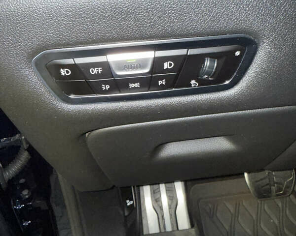 Синий БМВ X7, объемом двигателя 4.39 л и пробегом 78 тыс. км за 69900 $, фото 36 на Automoto.ua