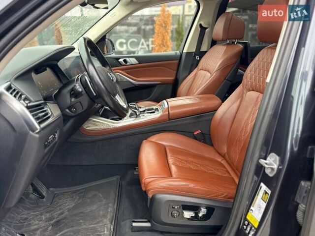 Синий БМВ X7, объемом двигателя 3 л и пробегом 61 тыс. км за 59000 $, фото 24 на Automoto.ua