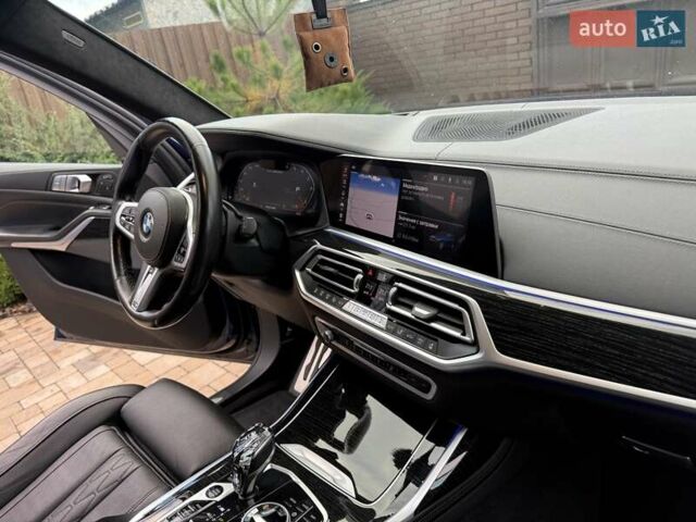 Синий БМВ X7, объемом двигателя 2.99 л и пробегом 200 тыс. км за 62700 $, фото 64 на Automoto.ua