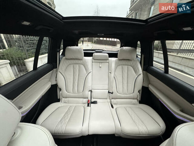 Синий БМВ X7, объемом двигателя 2.99 л и пробегом 126 тыс. км за 67700 $, фото 77 на Automoto.ua