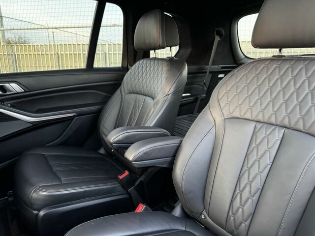 Синій БМВ X7, об'ємом двигуна 4.4 л та пробігом 61 тис. км за 79000 $, фото 17 на Automoto.ua