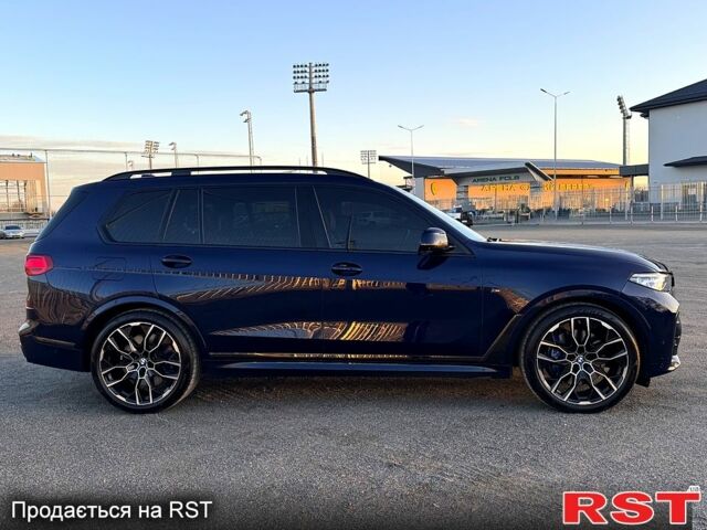 Синій БМВ X7, об'ємом двигуна 4.4 л та пробігом 61 тис. км за 79000 $, фото 3 на Automoto.ua