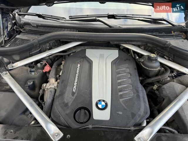 Синий БМВ X7, объемом двигателя 2.99 л и пробегом 200 тыс. км за 62700 $, фото 81 на Automoto.ua