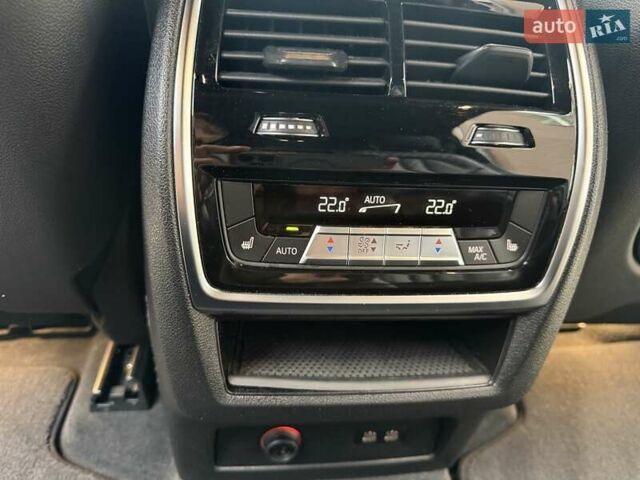 Синий БМВ X7, объемом двигателя 2.99 л и пробегом 200 тыс. км за 62700 $, фото 42 на Automoto.ua