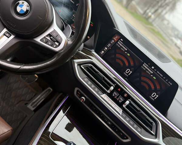 Синий БМВ X7, объемом двигателя 4.4 л и пробегом 121 тыс. км за 79000 $, фото 12 на Automoto.ua