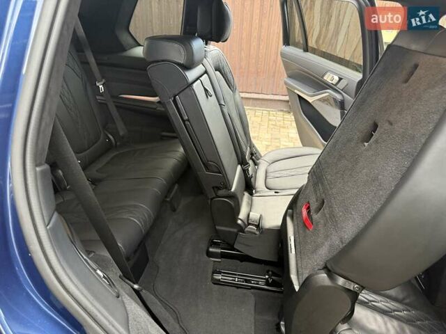 Синий БМВ X7, объемом двигателя 2.99 л и пробегом 200 тыс. км за 62700 $, фото 46 на Automoto.ua