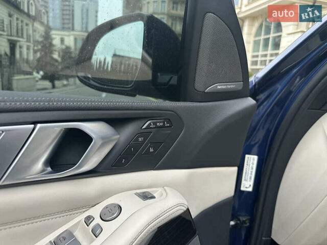 Синий БМВ X7, объемом двигателя 2.99 л и пробегом 126 тыс. км за 67700 $, фото 74 на Automoto.ua