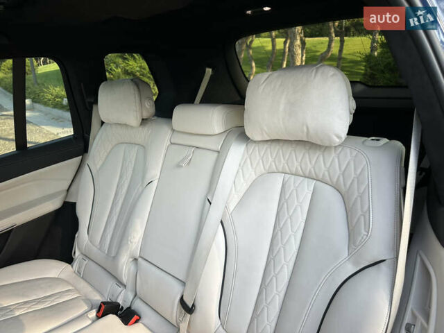 Синий БМВ X7, объемом двигателя 2.99 л и пробегом 126 тыс. км за 67700 $, фото 52 на Automoto.ua