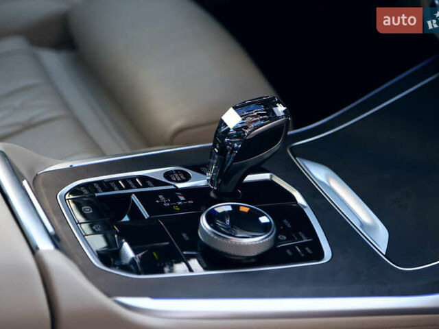 Синий БМВ X7, объемом двигателя 4.4 л и пробегом 85 тыс. км за 78000 $, фото 15 на Automoto.ua