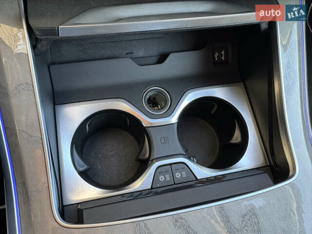 Синий БМВ X7, объемом двигателя 4.4 л и пробегом 100 тыс. км за 64900 $, фото 27 на Automoto.ua