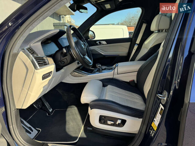 Синий БМВ X7, объемом двигателя 4.4 л и пробегом 100 тыс. км за 64900 $, фото 18 на Automoto.ua