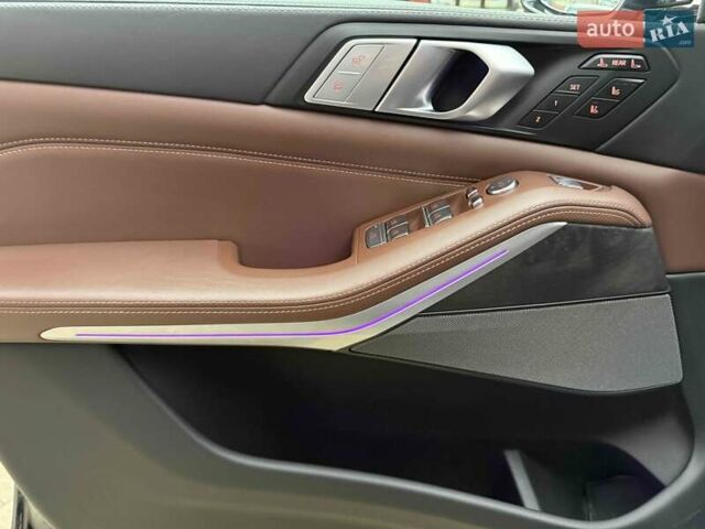 Синій БМВ X7, об'ємом двигуна 4.4 л та пробігом 47 тис. км за 92900 $, фото 18 на Automoto.ua