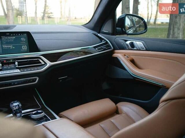 Синий БМВ X7, объемом двигателя 4.4 л и пробегом 74 тыс. км за 88000 $, фото 47 на Automoto.ua