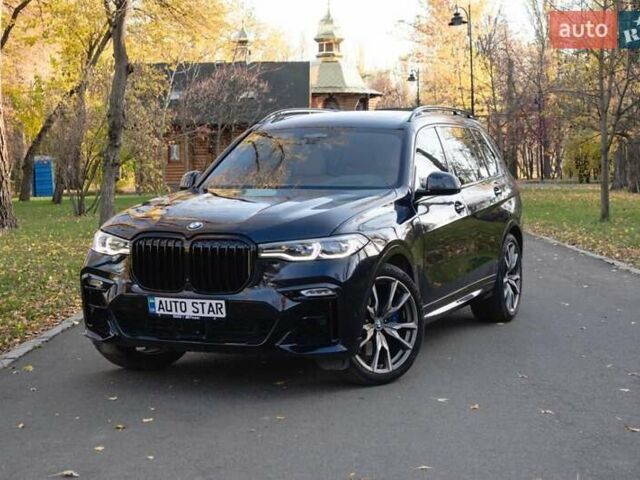 Синий БМВ X7, объемом двигателя 4.4 л и пробегом 74 тыс. км за 88000 $, фото 2 на Automoto.ua