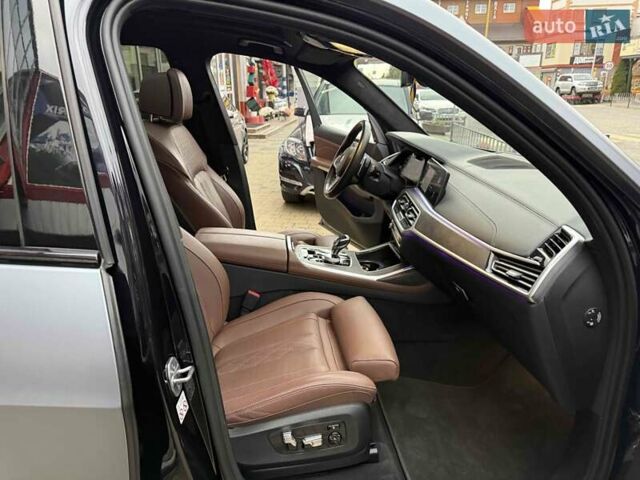 Синій БМВ X7, об'ємом двигуна 4.4 л та пробігом 47 тис. км за 92900 $, фото 61 на Automoto.ua