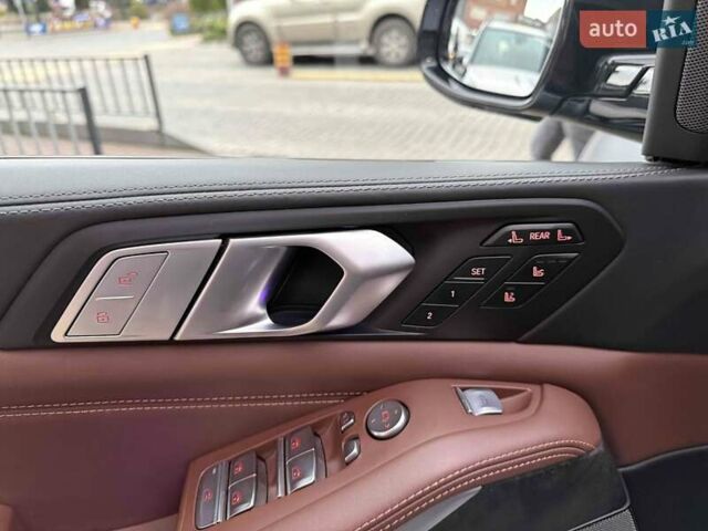 Синій БМВ X7, об'ємом двигуна 4.4 л та пробігом 47 тис. км за 92900 $, фото 16 на Automoto.ua