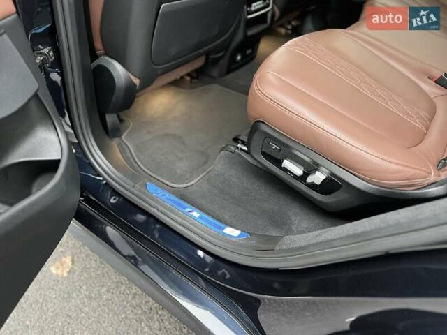 Синий БМВ X7, объемом двигателя 3 л и пробегом 148 тыс. км за 75000 $, фото 20 на Automoto.ua