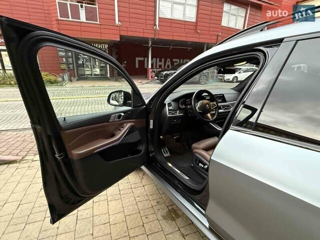 Синій БМВ X7, об'ємом двигуна 4.4 л та пробігом 47 тис. км за 92900 $, фото 13 на Automoto.ua