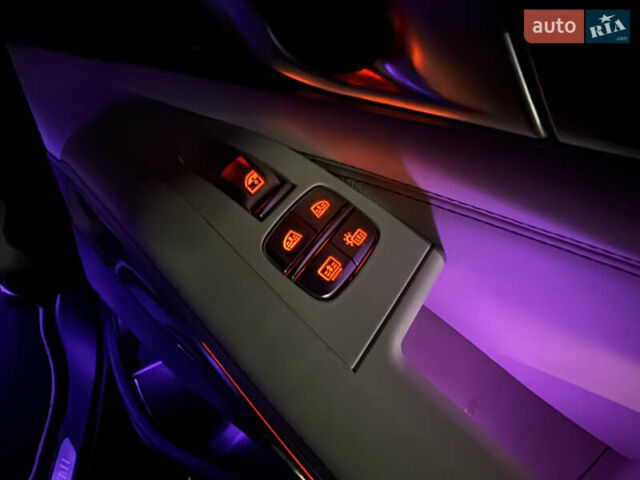 Синий БМВ X7, объемом двигателя 4.4 л и пробегом 100 тыс. км за 64900 $, фото 82 на Automoto.ua