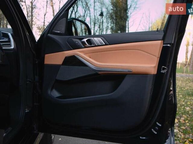 Синий БМВ X7, объемом двигателя 4.4 л и пробегом 74 тыс. км за 88000 $, фото 32 на Automoto.ua