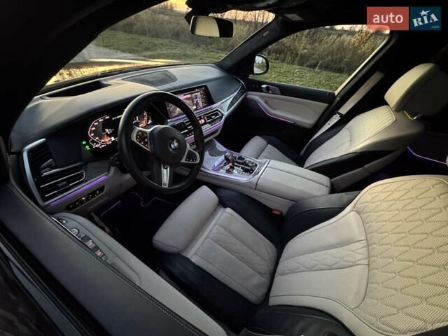 Синий БМВ X7, объемом двигателя 4.4 л и пробегом 100 тыс. км за 64900 $, фото 63 на Automoto.ua