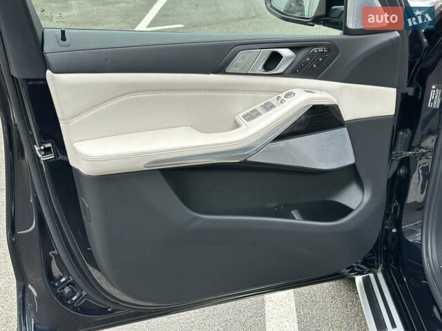 Синий БМВ X7, объемом двигателя 3 л и пробегом 79 тыс. км за 72900 $, фото 10 на Automoto.ua