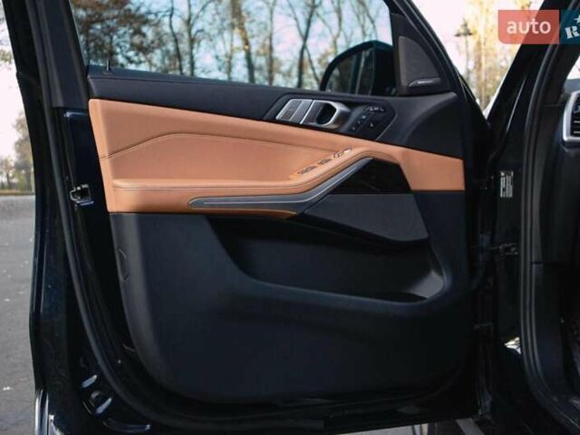 Синий БМВ X7, объемом двигателя 4.4 л и пробегом 74 тыс. км за 88000 $, фото 31 на Automoto.ua