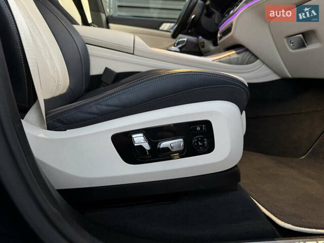 Синий БМВ X7, объемом двигателя 4.4 л и пробегом 100 тыс. км за 64900 $, фото 45 на Automoto.ua