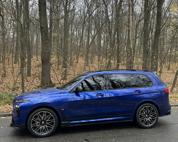 Синий БМВ X7, объемом двигателя 4.39 л и пробегом 25 тыс. км за 140000 $, фото 17 на Automoto.ua