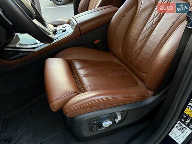 Синій БМВ X7, об'ємом двигуна 3 л та пробігом 17 тис. км за 89500 $, фото 7 на Automoto.ua