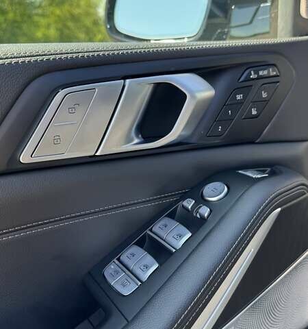 Синий БМВ X7, объемом двигателя 4.39 л и пробегом 56 тыс. км за 82999 $, фото 46 на Automoto.ua
