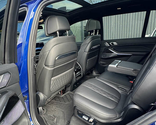 Синий БМВ X7, объемом двигателя 4.39 л и пробегом 25 тыс. км за 140000 $, фото 29 на Automoto.ua