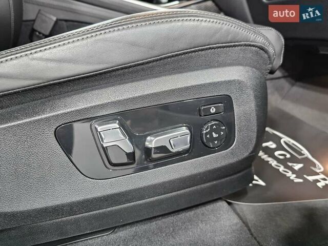 Синій БМВ X7, об'ємом двигуна 4.39 л та пробігом 74 тис. км за 129999 $, фото 29 на Automoto.ua