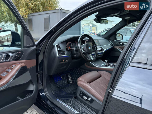 Синий БМВ X7, объемом двигателя 2.99 л и пробегом 65 тыс. км за 96000 $, фото 14 на Automoto.ua