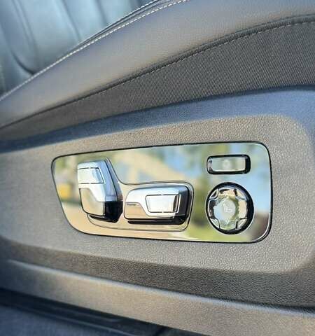 Синий БМВ X7, объемом двигателя 4.39 л и пробегом 56 тыс. км за 82999 $, фото 48 на Automoto.ua