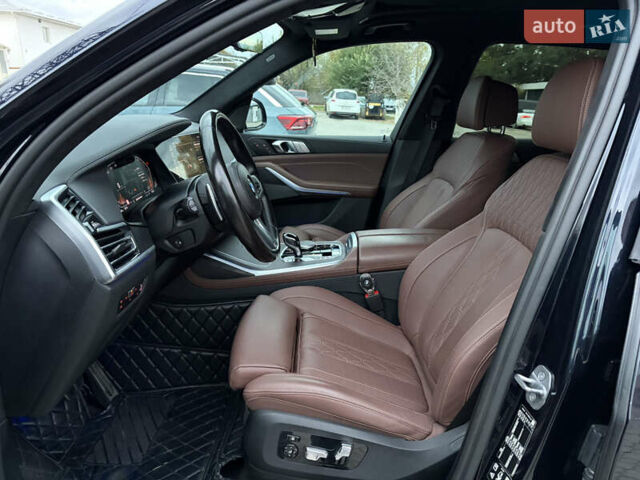 Синий БМВ X7, объемом двигателя 2.99 л и пробегом 65 тыс. км за 96000 $, фото 15 на Automoto.ua