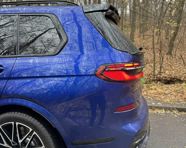 Синий БМВ X7, объемом двигателя 4.39 л и пробегом 25 тыс. км за 140000 $, фото 18 на Automoto.ua