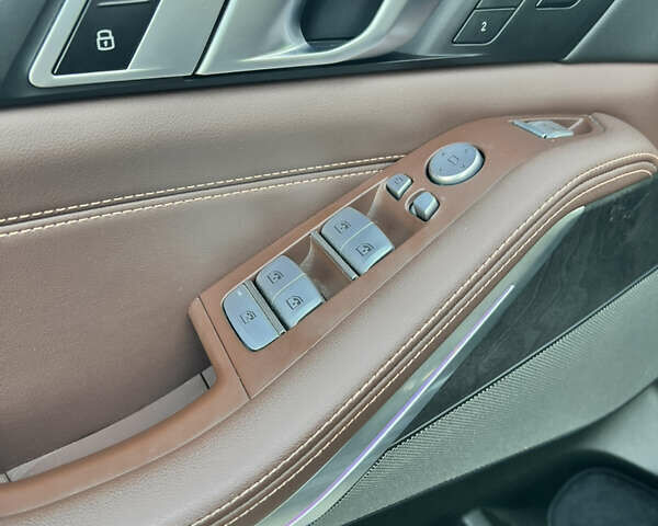 Синій БМВ X7, об'ємом двигуна 2.99 л та пробігом 10 тис. км за 122999 $, фото 20 на Automoto.ua