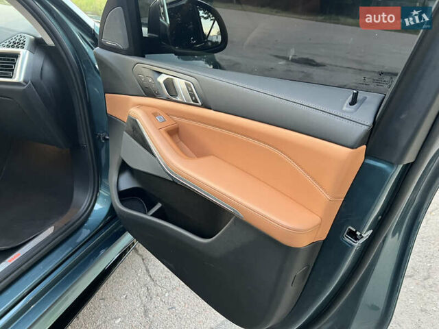 Синий БМВ X7, объемом двигателя 3 л и пробегом 59 тыс. км за 99999 $, фото 51 на Automoto.ua