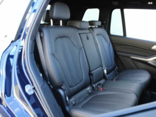 Синий БМВ X7, объемом двигателя 4.4 л и пробегом 14 тыс. км за 31000 $, фото 11 на Automoto.ua