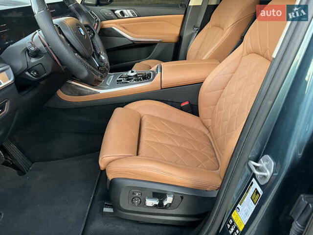 Синий БМВ X7, объемом двигателя 3 л и пробегом 59 тыс. км за 99999 $, фото 34 на Automoto.ua