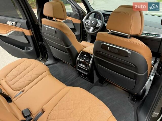 Зеленый БМВ X7, объемом двигателя 3 л и пробегом 4 тыс. км за 99500 $, фото 46 на Automoto.ua