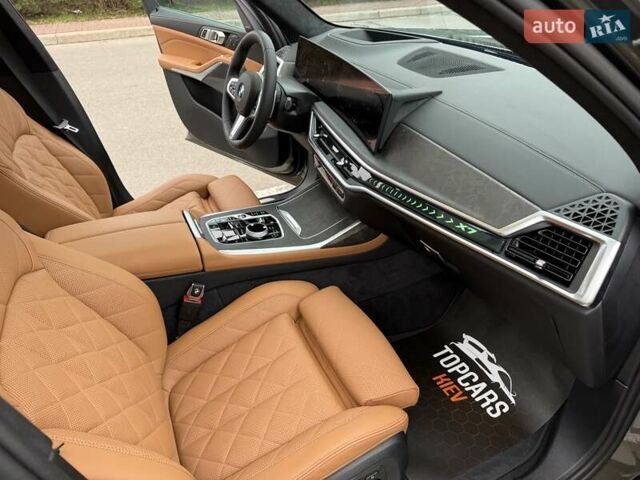 Зеленый БМВ X7, объемом двигателя 3 л и пробегом 4 тыс. км за 99500 $, фото 35 на Automoto.ua