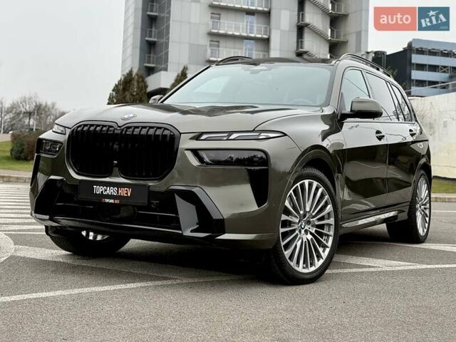 Зеленый БМВ X7, объемом двигателя 3 л и пробегом 4 тыс. км за 99500 $, фото 2 на Automoto.ua