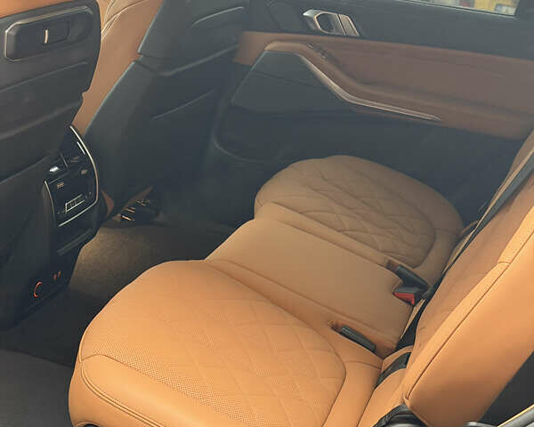 Зелений БМВ X7, об'ємом двигуна 3 л та пробігом 4 тис. км за 105000 $, фото 7 на Automoto.ua