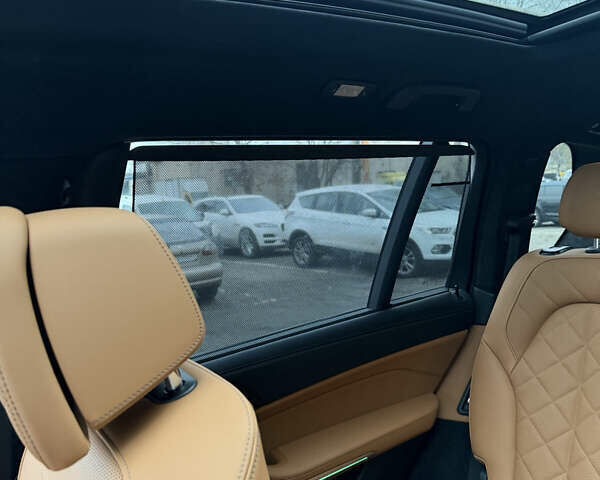 Зелений БМВ X7, об'ємом двигуна 3 л та пробігом 4 тис. км за 105000 $, фото 16 на Automoto.ua