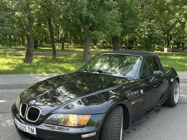 Черный БМВ Зет 3, объемом двигателя 1.9 л и пробегом 380 тыс. км за 9899 $, фото 9 на Automoto.ua