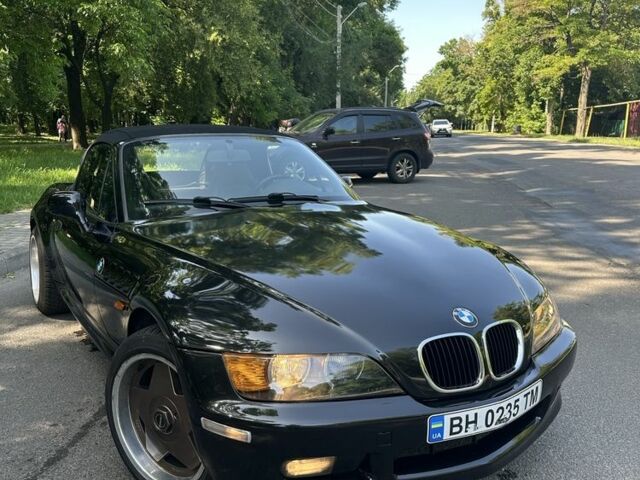 Черный БМВ Зет 3, объемом двигателя 1.9 л и пробегом 380 тыс. км за 9899 $, фото 10 на Automoto.ua